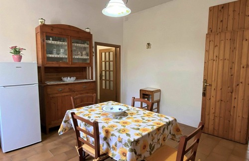 Riparbella Apartamento | Bonito apartamento para 4 personas con WIFI, patio y mascotas permitida