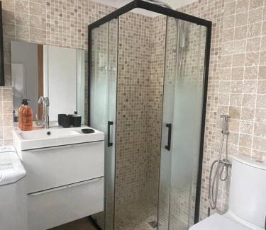 Les Puces de Saint-Ouen Apartamento | Cosy Apartment In paris