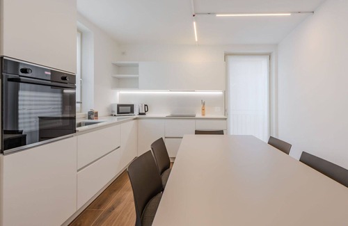 Pinzolo Villa | Precioso apartamento en villa para 6 personas con WIFI, TV y balcón