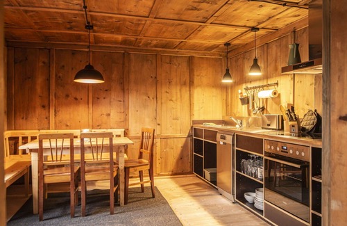 Kauns Villa | Acogedor apartamento en villa para 8 personas con WIFI y terraza