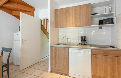 Saumur Casa | Hermoso apartamento en villa para 6 personas con piscina, internet, TV, terraza y mascotas permitida