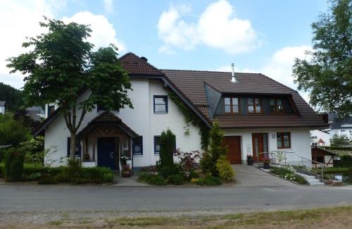 Brachthausen Apartamento | Cosy apartment with private garden in Brachthausen in the Sauerland