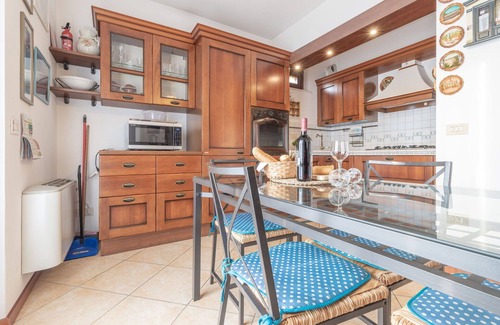 Loreto Apartamento | Precioso apartamento con A/C, WIFI, TV, terraza, vista panorámica, cerca de Porto Recanati