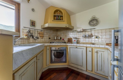 Avegno Apartamento | Bonito apartamento con piscina privada, WIFI, terraza, vista panorámica, cerca de Portofino