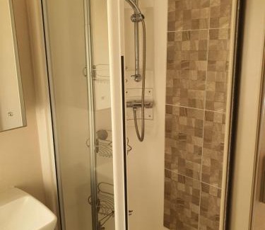 Chapel Saint Leonards Otro | Cosy caravans Meadow lake Golden Palm Resort