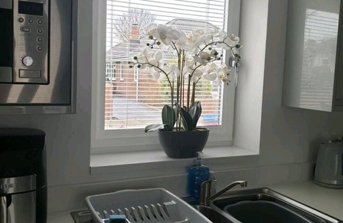 Radcliffe Casa | Cosy & Comfortable 2 Bedroom Annex New Build 2022