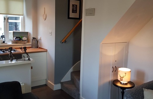 Baslow Cabaña | Cozy Corner Cottage, a pocos pasos de Chatsworth House y Bakewell