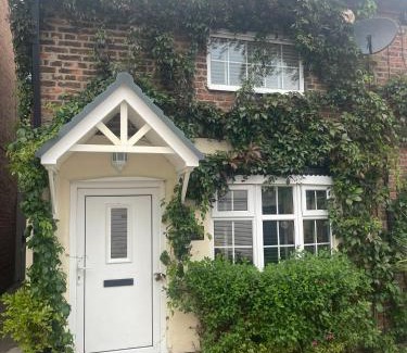 Bawtry Apartamento | Cosy Cottage Central Bawtry - 2 Bedroom - High End Furnishings