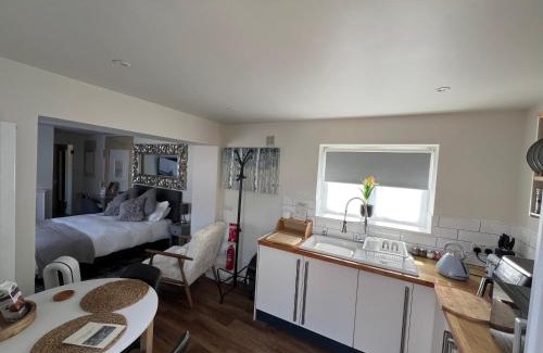 Newton St Loe Apartamento | Cosy countryside stay near Bath with free parking