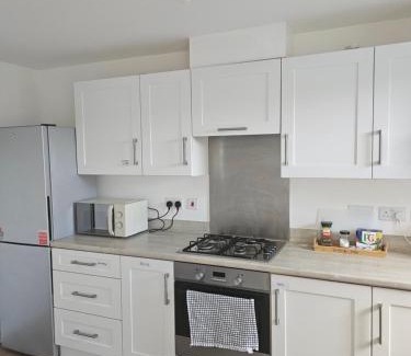 Dartford Casa | Cosy Ensuite Doubleroom with Private Toilet and Bathroom in central Dartford