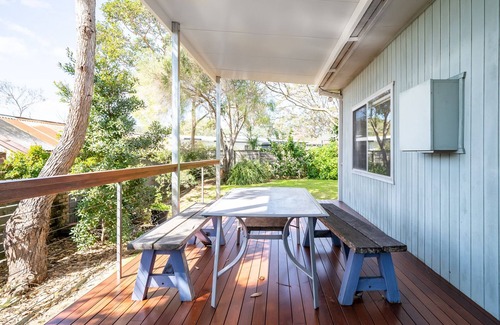 Broulee Casa | Cosy Getaway with Fireplace and Spacious Backyard