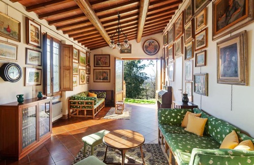 Borgo San Lorenzo Casa | Cosy Holiday Home in Borgo San Lorenzo with Swimming Pool