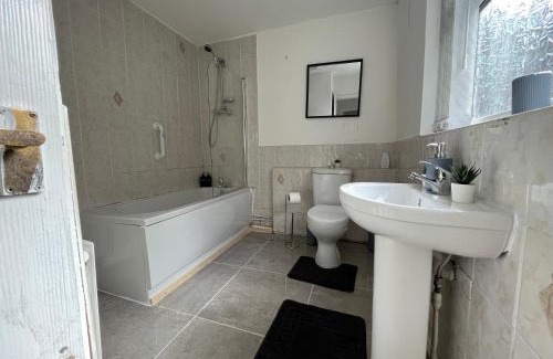 Tunstall Casa | Cosy home in Stoke on Trent