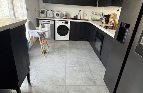 Acon Casa | Cosy house with green garden