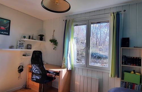 Chorges Casa | Cosy house with view and garden