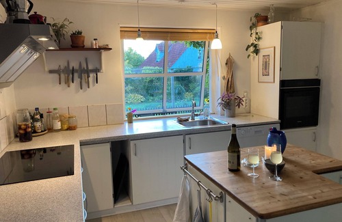 Bronde Casa | Cosy island-house on Orø, close to nature, the sea and local cafes.