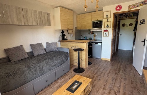 Le Praz de Lys Apartamento | Cosy mountain apartment at the foot of the slopes for 4 people + 1 baby