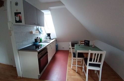 Biebrich Apartamento | Cosy old Studio at Schlosspark