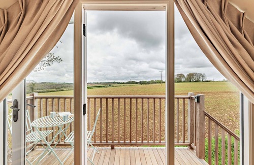 Brimpsfield Cabaña | Cosy one bedroom apartment - Keepers Annexe