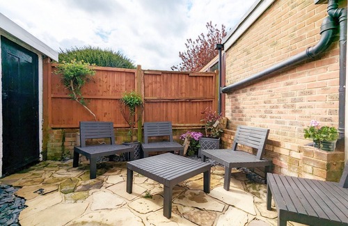 Pulborough Cabaña | Cosy Pieman’s Cottage, Pulborough – South Downs Escape