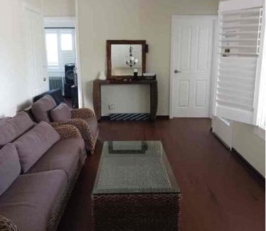 Mt Pritchard Casa | Cosy place with a nice garden