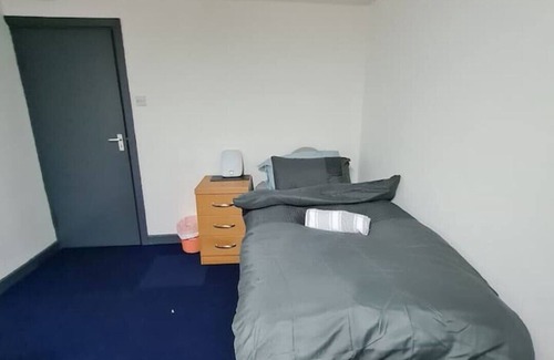 Kegworth Cama Y Desayuno | Cosy room near East Midland Airport Room 6
