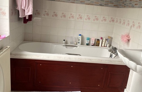 Hillingdon Casa | Cosy Short Stay near Heathrow