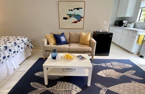 Solana Beach Casa | Cosy Solana Beach Guest Cottage / Studio in perfect location.