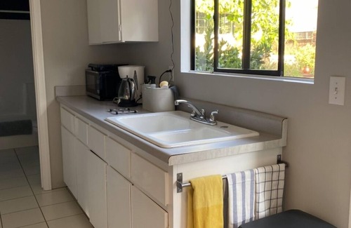 Solana Beach Casa | Cosy Solana Beach Guest Cottage / Studio in perfect location.