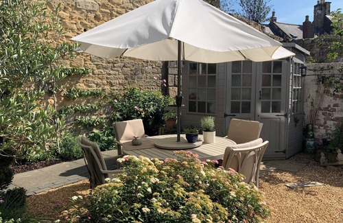 Warkworth Cabaña | Cosy St. Lawrence Rest, Warkworth – Perfect Coastal Escape