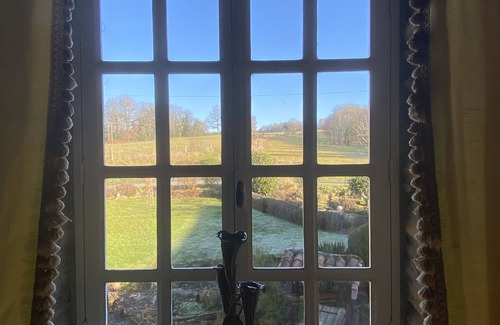 Oradour-sur-Vayres Cabaña | Cosy stone cottage in the heart of the French countryside