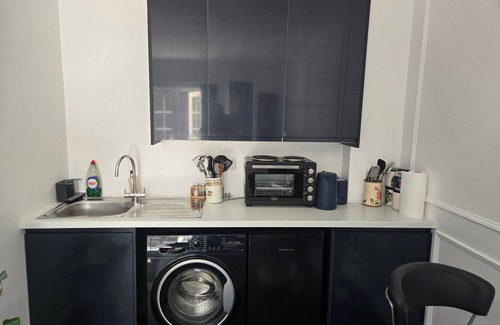 Willian Apartamento | Cosy Studio Apartment - Sleeps 2, Garden & Parking