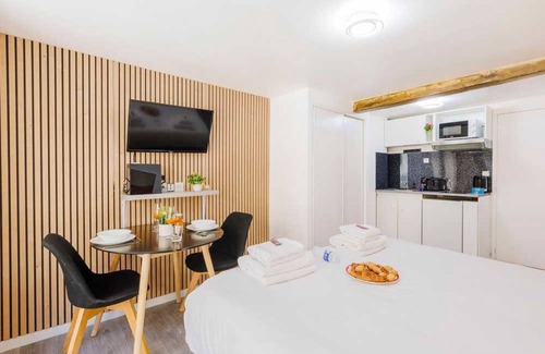 Odeon Apartamento | Cosy Studio for 2 People - Luxembourg