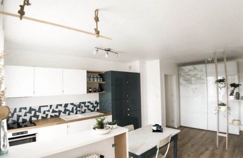 7th Arrondissement Apartamento | Cosy T2 apartment - Lyon 7th metro streetcar - Parking - Charming furnishings