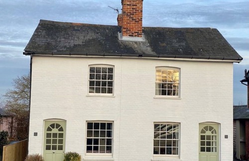 Stoke by Nayland Cabaña | Cosy two bedroom cottage in Constable Country