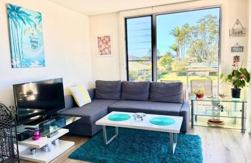 Ballina Apartamento | Cosy unit with park & water view