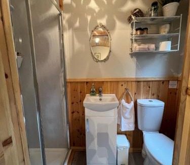 West Heslerton Otro | Cosy Wooden Shepherds Hut
