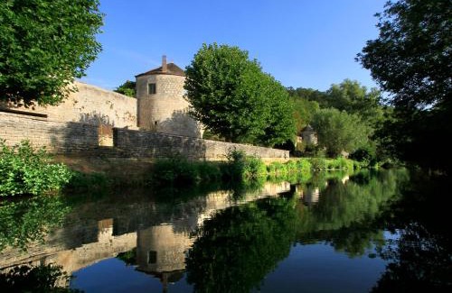 Noyers-sur-Serein Apartamento | Coté-Serein La Privilège de la Tour Madame