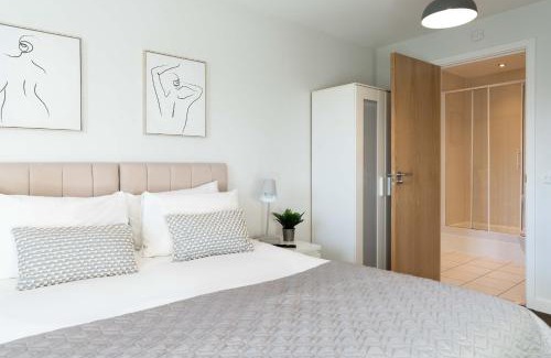 Northampton Apartamento | Cotels Centro - CENTRAL LOCATION, PARKING, FIBRE WIFI, SMART TV, FULLY EQUIPPED KITCHEN