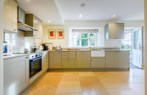 Hook Norton Cabaña | Cotswold country cottage -2 Manor Farm