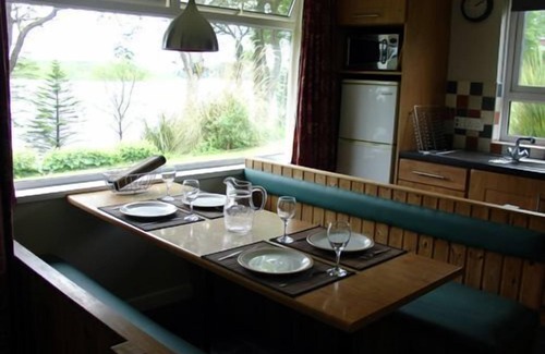 Killadeas Cabaña | Cottage 2 - una cabañas con capacidad para 6 personas en 0 dormitorios