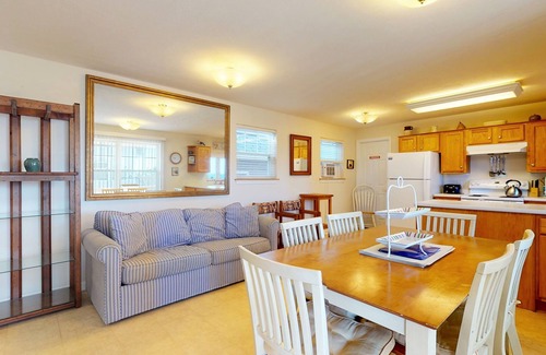 Old Orchard Beach Cabaña | Cottage by the Sea #3 by Bayley Vacation Rentals