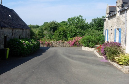 Gouesnach Cabaña | Carácter Casa rural en el campo, cerca de un centro ecuestre