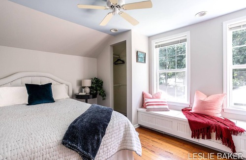 Macatawa Casa | Cottage-Close to Lake Macatawa and Downtown- Kayaks-Fire-Pit!