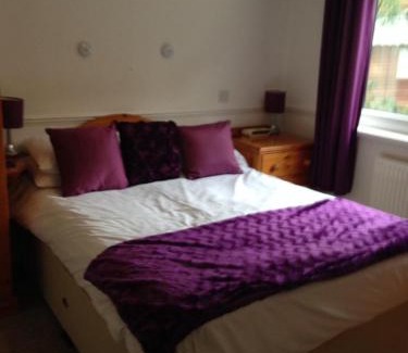 Tenby Hotel | Cottage Court Hotel