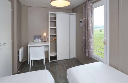 Saint-Remy-Sur-Durolle Chalet De Esquí | Cottage Premium 2 Chambres 4 Personnes Pmr, 56 m², Clim, TV