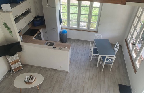 Decize Cabaña | Cottage/gîte à Labri de Lagitation Dans un Environnement Calme et Serein
