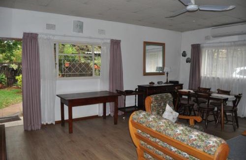 Gaborone Casa | Cottage Glen Lorne