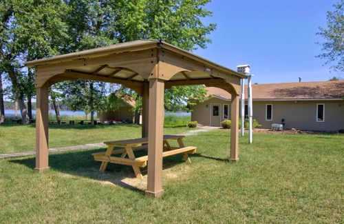 Clitherall Cabaña | Cottage II | Minnesota Lake Home Resort | Studio-Style Cottage | Legacy Lakeside Resort