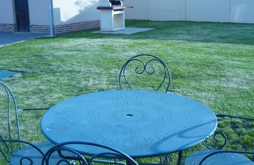 Camps-en-Amienois Casa | Casa rural en un entorno verde para relajarse